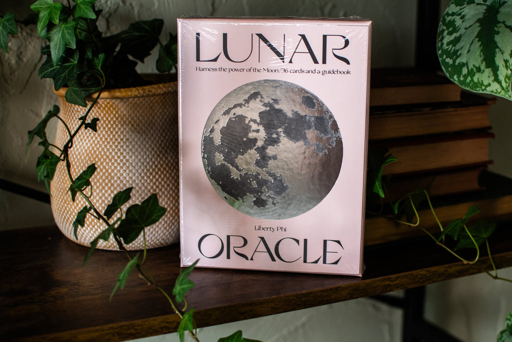 Lunar Oracle