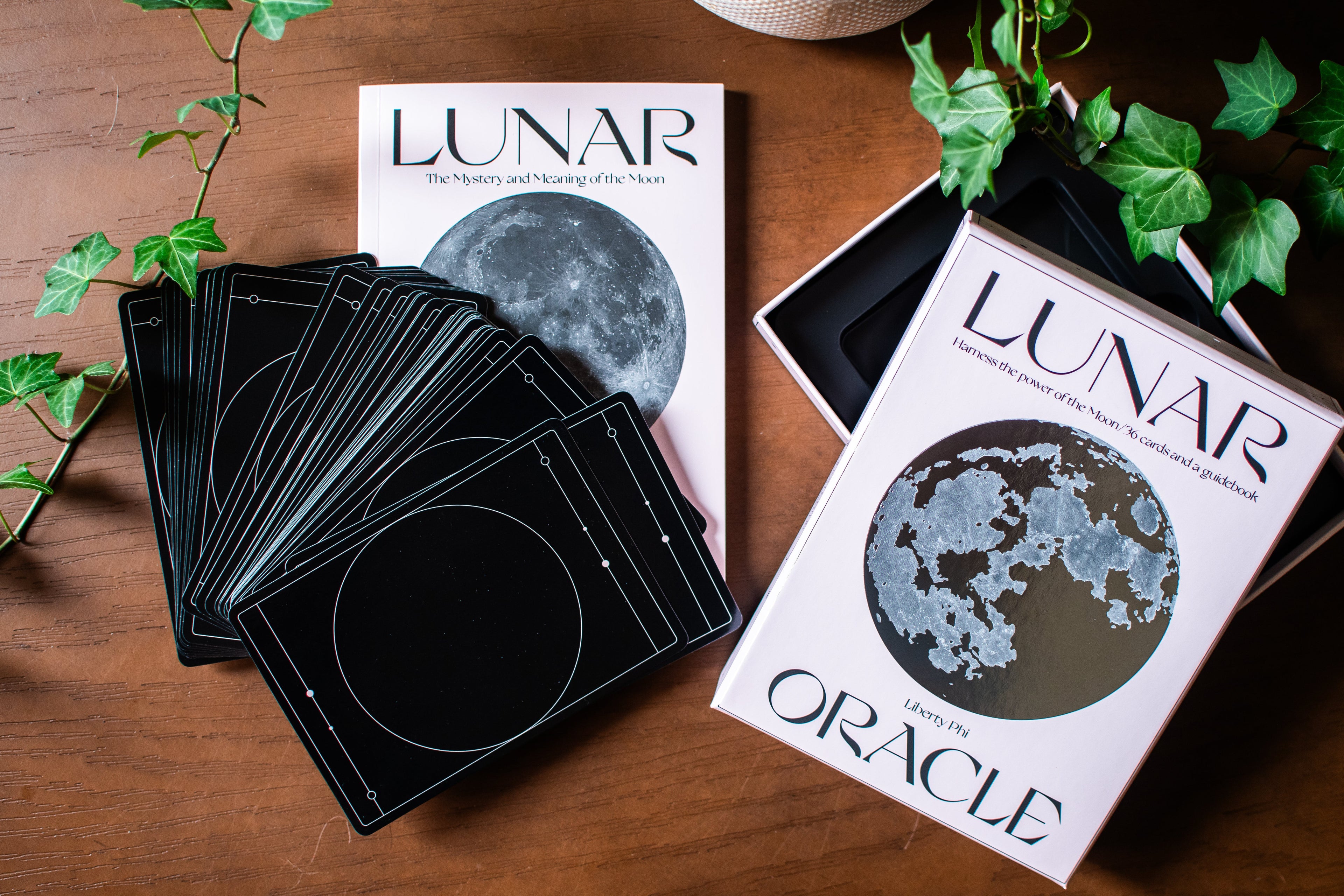 Lunar Oracle