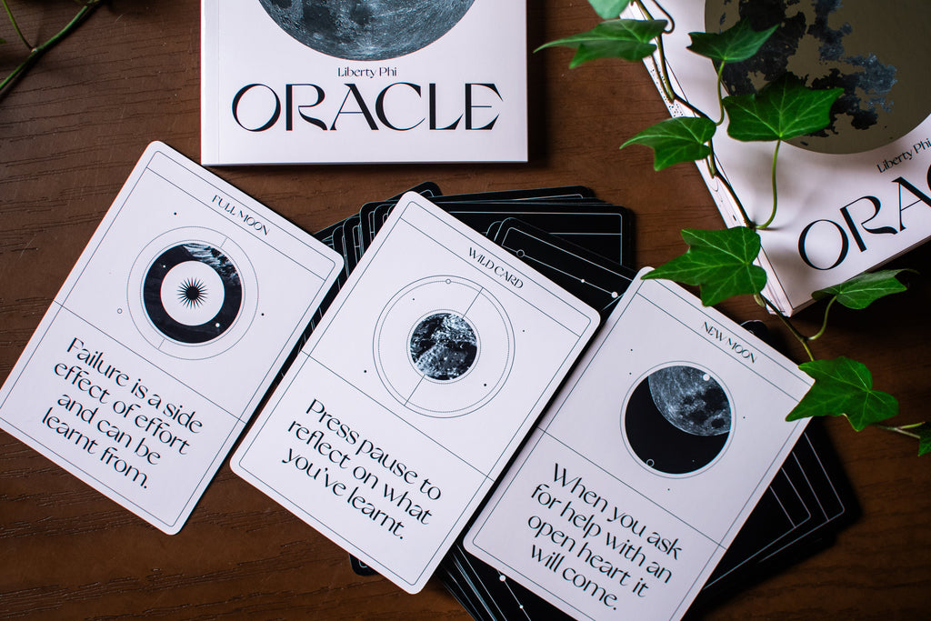 Lunar Oracle